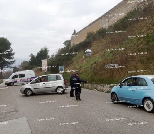 Stop al traffico, sigillato il centro