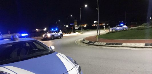 Beccati con arnesi da scasso, denunciati in quattro