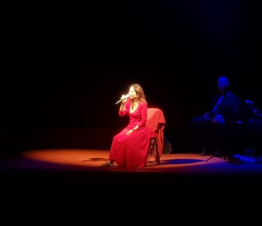 Lina Sastri, sold out per l’esordio di ‘Invito a teatro’