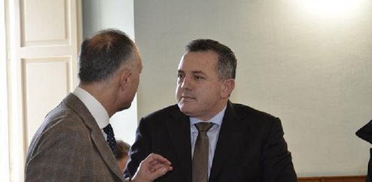 La scuola di Circello inguaia Di Maria: il 7 a 2 sugli appalti pescato in una telefonata, la faida con l’ex segretario Nardone