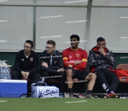 Benevento, Bucchi rischia di perdere pezzi: si ferma Tuia, differenziato per Viola