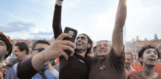 Gori, due guantoni per fermare il tempo