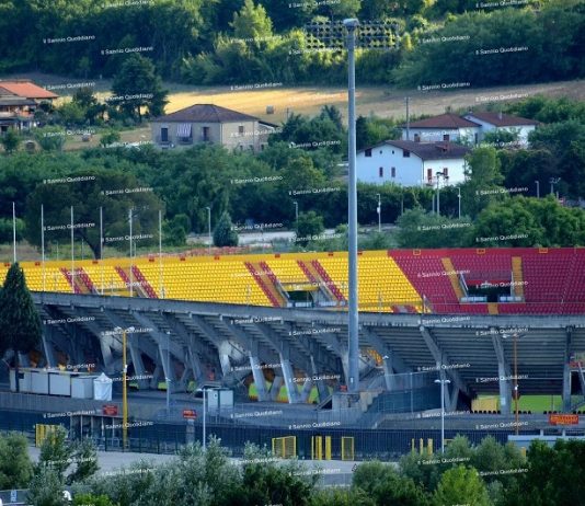 Mastella: “Non prendo in considerazione la mancata iscrizione, convenzione stadio non è un problema”