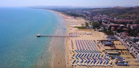 Ancora una tragedia in spiaggia: a Vasto muore un 58enne sannita