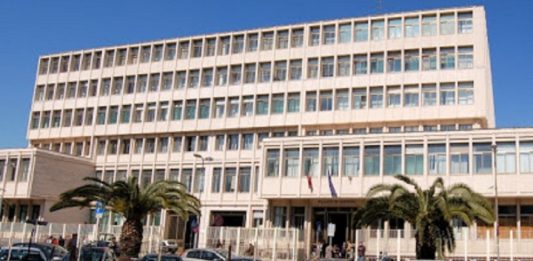Raid in una casa a Castelvenere e conflitto a fuoco con la Polizia, sgominata banda di albanesi