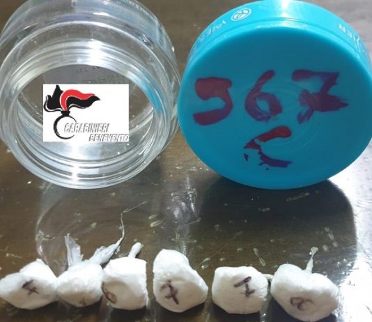 Dosi di cocaina nascoste nei pressi del Ponte Leproso: la scoperta dei Carabinieri