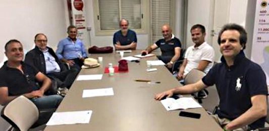 Vini, i Consorzi chiedono un vertice con De Luca