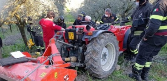 Muore a 75 anni schiacciato dal trattore, sotto choc la comunità di Casalduni