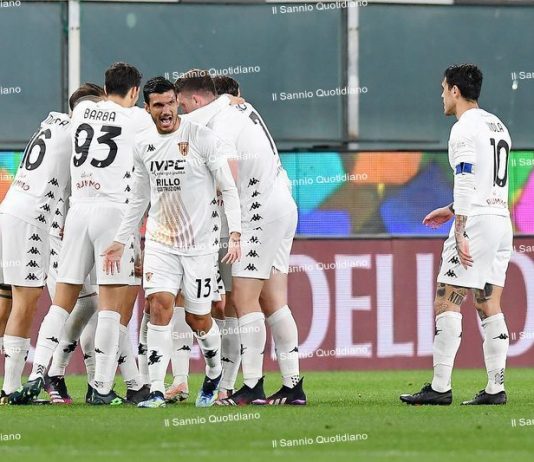 Col Genoa finisce in parità: il Benevento resta a galla, ma il Cagliari si avvicina