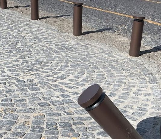 Montesarchio – Installati dissuasori, uno è già stato danneggiato