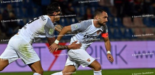 Letizia: “Siamo un grande gruppo, il successo è per la squadra e per i tifosi”