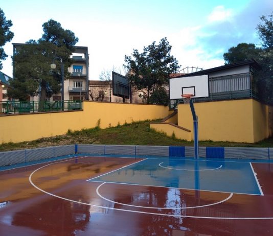 San Giorgio del Sannio – Partita al playground, giovane si ferisce a un piede
