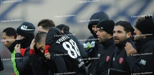 Il salto in alto del Benevento che adesso punta la vetta: Caserta ritrova Farias ed Elia, dubbio Masciangelo