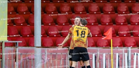 Benevento, la rinascita di Moncini: prima doppietta in giallorosso per tornare a sorridere