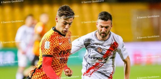 Calcioscommesse, filone ‘Benevento bis’: coinvolti altri sei ex giallorossi e persino il magazziniere