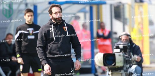 Caserta spinge i suoi: “Avanti così, senza guardare gli altri e la classifica”