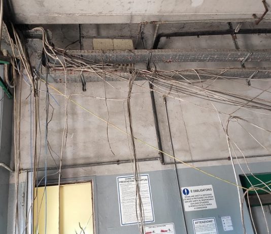 Airola, ladri di rame saccheggiano la ‘Izzo Pelli’: sradicate le telecamere, ingenti i danni