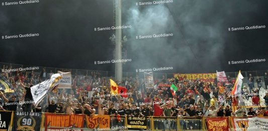 Benevento, c’è fermento in vista del ritorno: polverizzati i tagliandi per Pisa