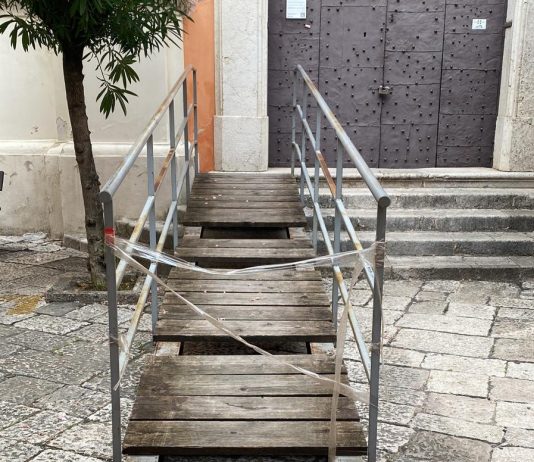 Sant’Agata de’ Goti, chiesa di-San Francesco off limits per i disabili: Comune pensa a una soluzione