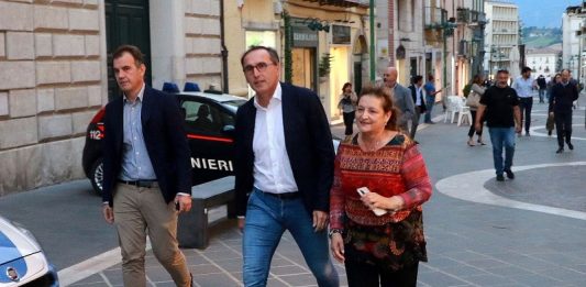 Partito democratico, tensione altissima: possibile intervento diretto del Nazareno