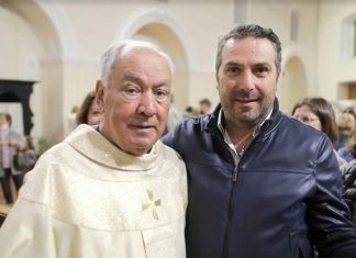 Durazzano, i fedeli salutano don Michele Meccariello: «Grazie di tutto»
