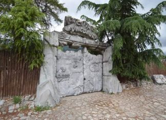 Fine del letargo, il Parco dei dinosauri di San Lorenzello si appresta a riaprire ma non mancano le polemiche