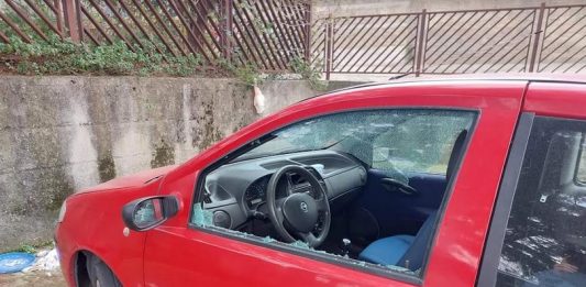 Arpaia, altre auto danneggiate nel parcheggio del cimitero