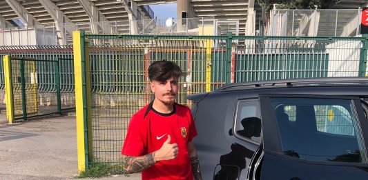 Il Benevento ridisegna la difesa: a sinistra c’è Ferrara, al centro piace Silvestri del Cesena