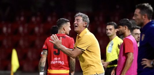 Benevento, Auteri sfida il Messina: “Squadra tosta, servirà continuità di prestazione”