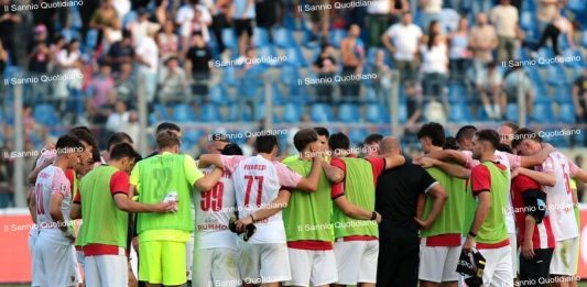 Sconfitto, non ridimensionato: ora il Benevento deve correggere il passo esterno