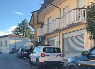 San Giorgio del Sannio – Nuovo colpo al tabacchi: in tre tagliano serranda col flex e portano via le sigarette