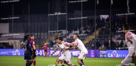 Simonetti esulta: “Bravi a portarla a casa”