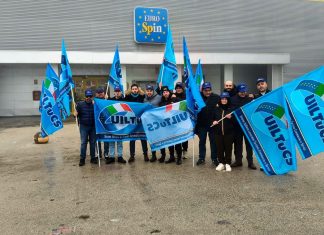Sicurezza sul lavoro, scioperano lavoratori di Eurospin