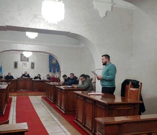 Cerreto, maggioranza in bilico: si dimette Trotta, in Consiglio entra Mauro Parente