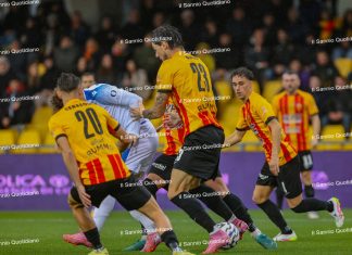 Un Benevento più forte di nervi e pressioni: la corsa continua