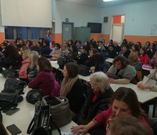 Accorpamento Sant’Angelo a Sasso-Moscati, pioggia di critiche: “No alla scuola ‘mostro'”