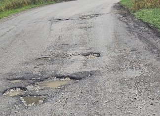 Buche e avvallamenti sulla Provinciale 8, il Comune di Ceppaloni sollecita interventi
