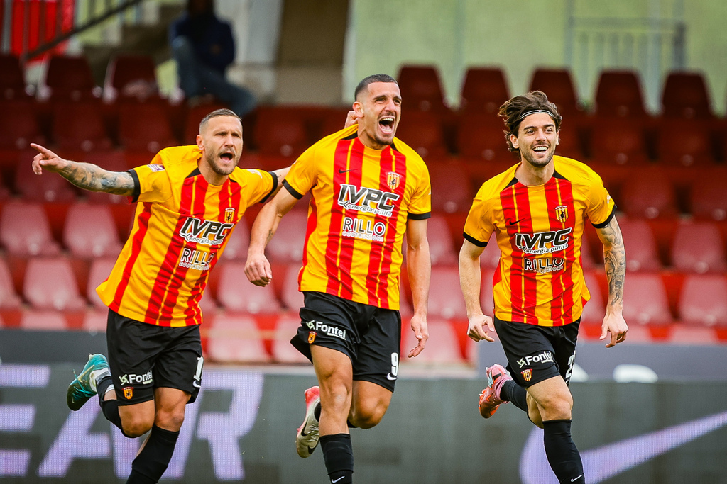 esultanza salvemini_scognamillo_saio