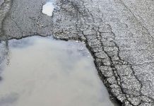 Strade provinciali, la denuncia: “In pessimo stato, rischio quotidiano per gli automobilisti”