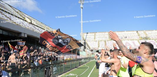 Il Benevento è pronto a celebrare la sua impresa: con la Cavese la premiazione ufficiale