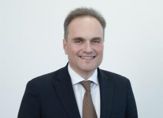 Imprese, Franceschini (FiberCop): “Innovazione e fibra strategiche per la digitalizzazione del Paese”