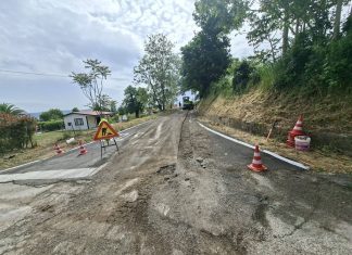 Lavori rete elettrica in strada appena riasfaltate, polemica a Calvi