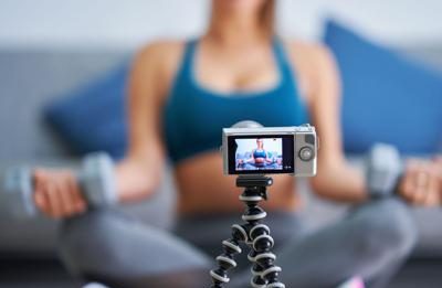 Social, abuso di Instagram può alterare la percezione del proprio corpo, lo studio