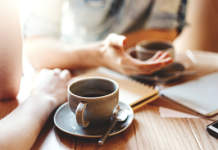 Salute, cardiologi Usa: “Con massimo 5 tazze al giorno di caffè caffeinato sicurezza e possibili benefici”