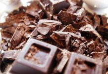Basta annusarlo e in palestra si fa meno fatica, il super potere del cioccolato