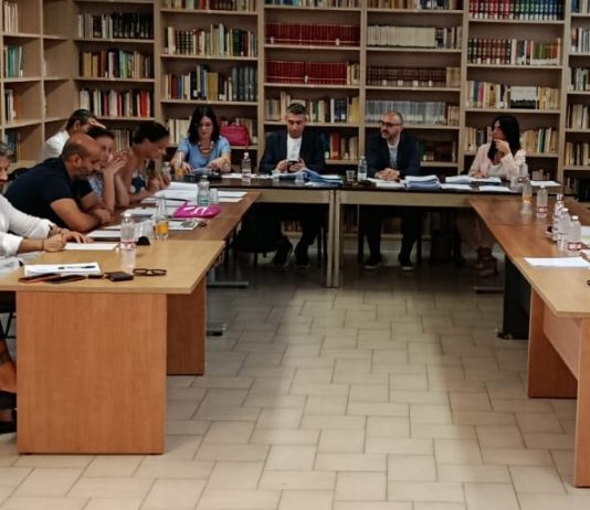 San Giorgio del Sannio – Bilancio in affanno e costi Tari, scontro in Consiglio