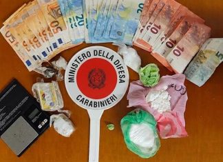 Spaccio, 41enne arrestata per la terza volta in pochi mesi