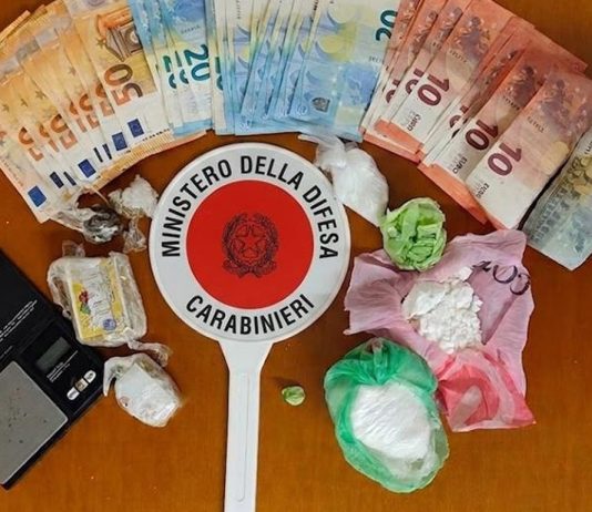 Spaccio, 41enne arrestata per la terza volta in pochi mesi