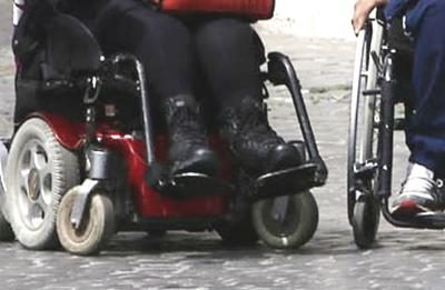 Rapporto Inps: “Il 77,8% delle prestazioni assistenziali sono indennità sono accompagnamento per prestazioni a invalidi civili”