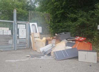 Isole ecologiche, tra porte sbarrate e accumuli di rifiuti: le denunce a San Nicola e Pago Veiano